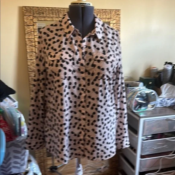 Print Button-Up Blouse - Picture 1 of 6